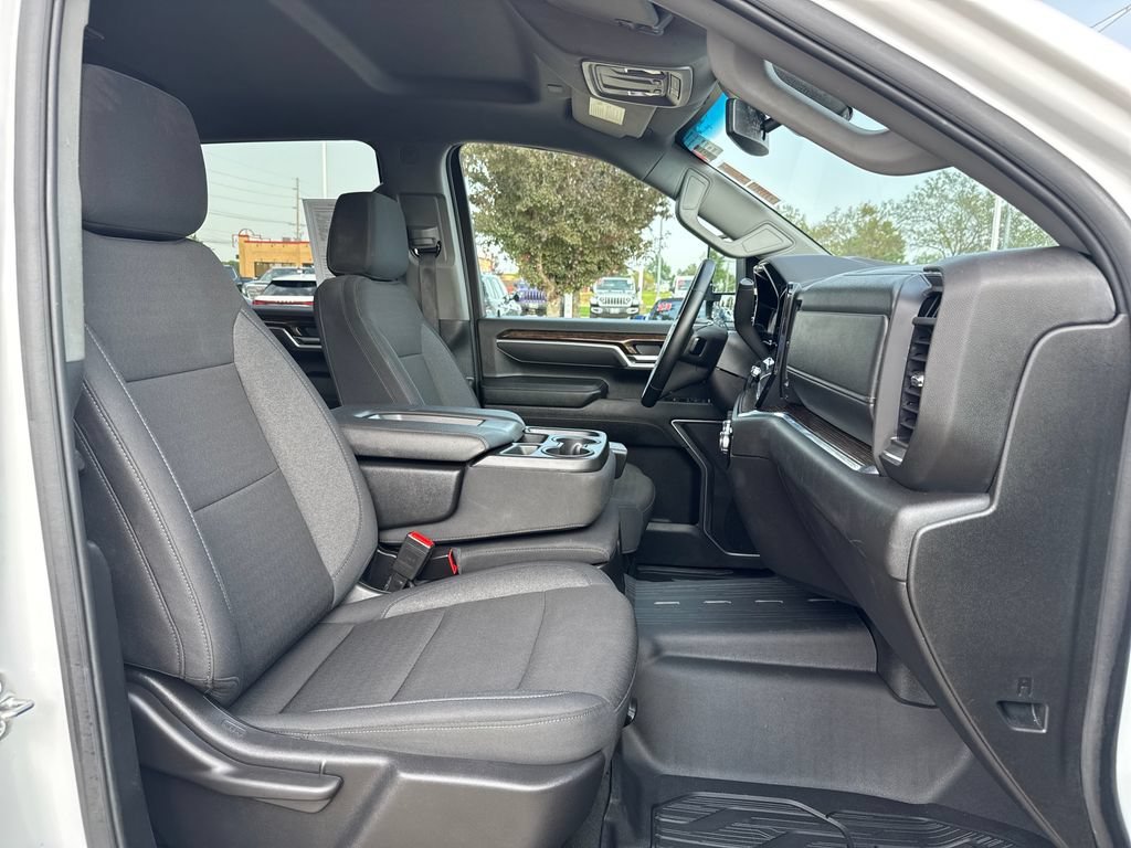 Certified 2025 GMC Sierra 2500 SLE w/ SLE Value Package; AWD/4WD image 36