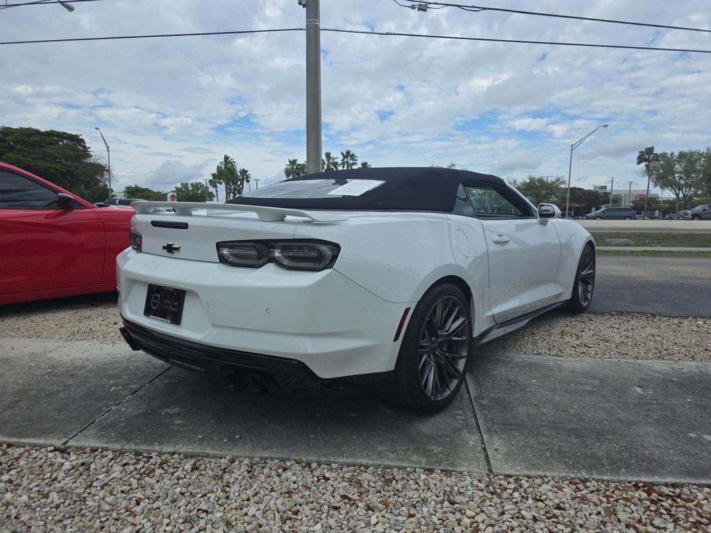 Used 2023 Chevrolet Camaro ZL1 image 3