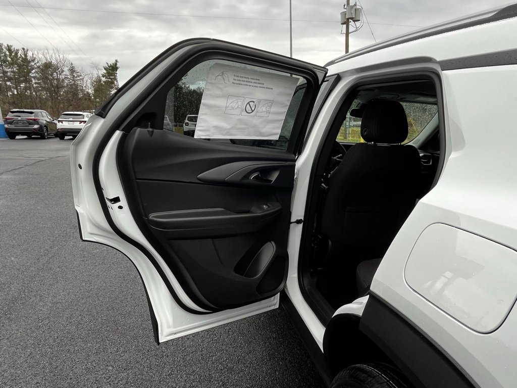 New 2026 Chevrolet TrailBlazer LT w/ Convenience Package image 14