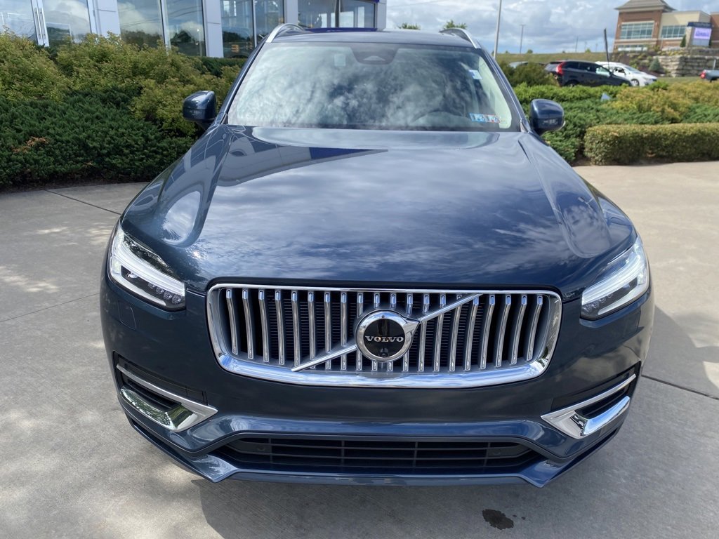 Used 2025 Volvo XC90 T8 Plus w/ Protection Package Premier image 8