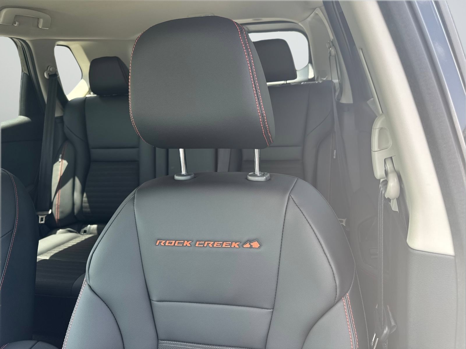 New 2026 Nissan Rogue SV w/ Rock Creek Premium Package AWD/4WD image 32