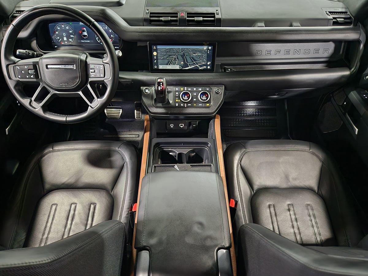 Used 2021 Land Rover Defender 110 X AWD/4WD image 36