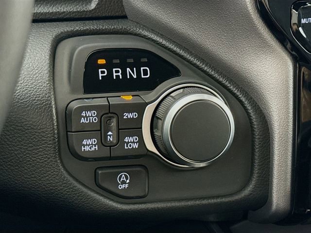 New 2026 RAM 1500 4x4 Crew Cab image 18