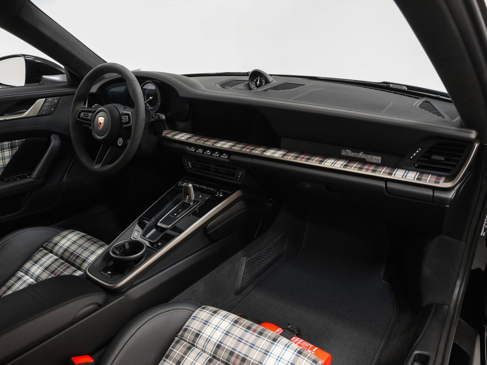 Certified 2025 Porsche 911 Turbo S AWD/4WD image 52