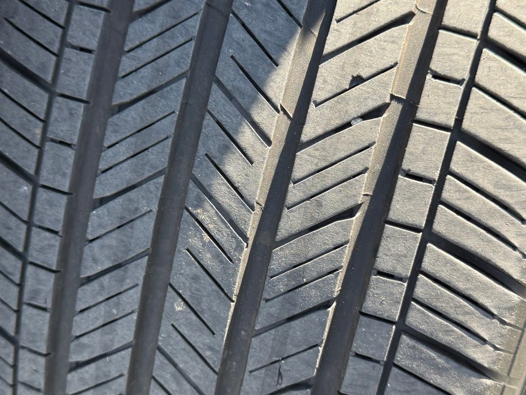 Used 2023 Volkswagen Tiguan SE image 10