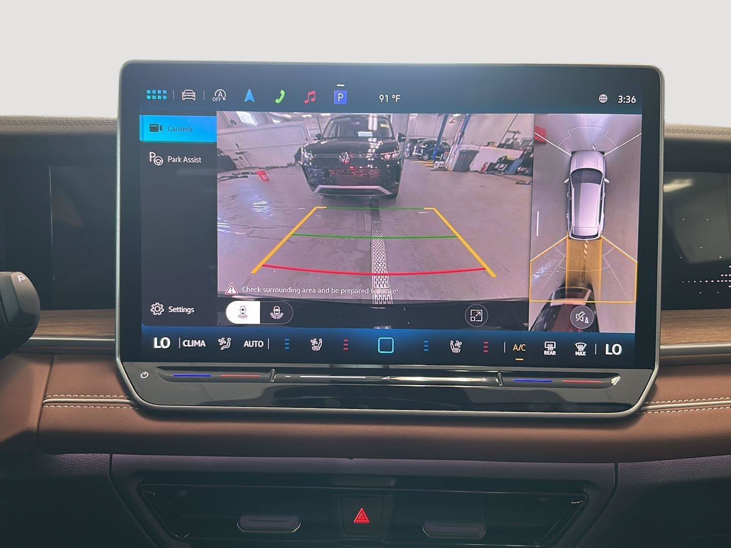 New 2026 Volkswagen Tiguan SEL R-Line AWD/4WD image 34
