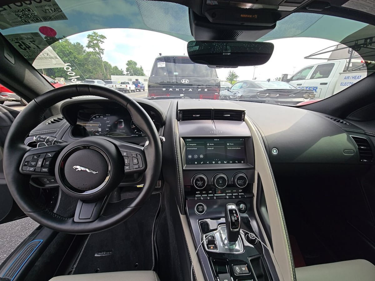 Used 2021 Jaguar F-TYPE R-Dynamic AWD/4WD image 3