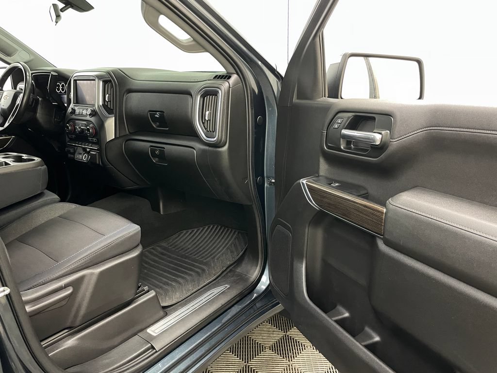 Used 2019 Chevrolet Silverado 1500 LT w/ All-Star Edition AWD/4WD image 34