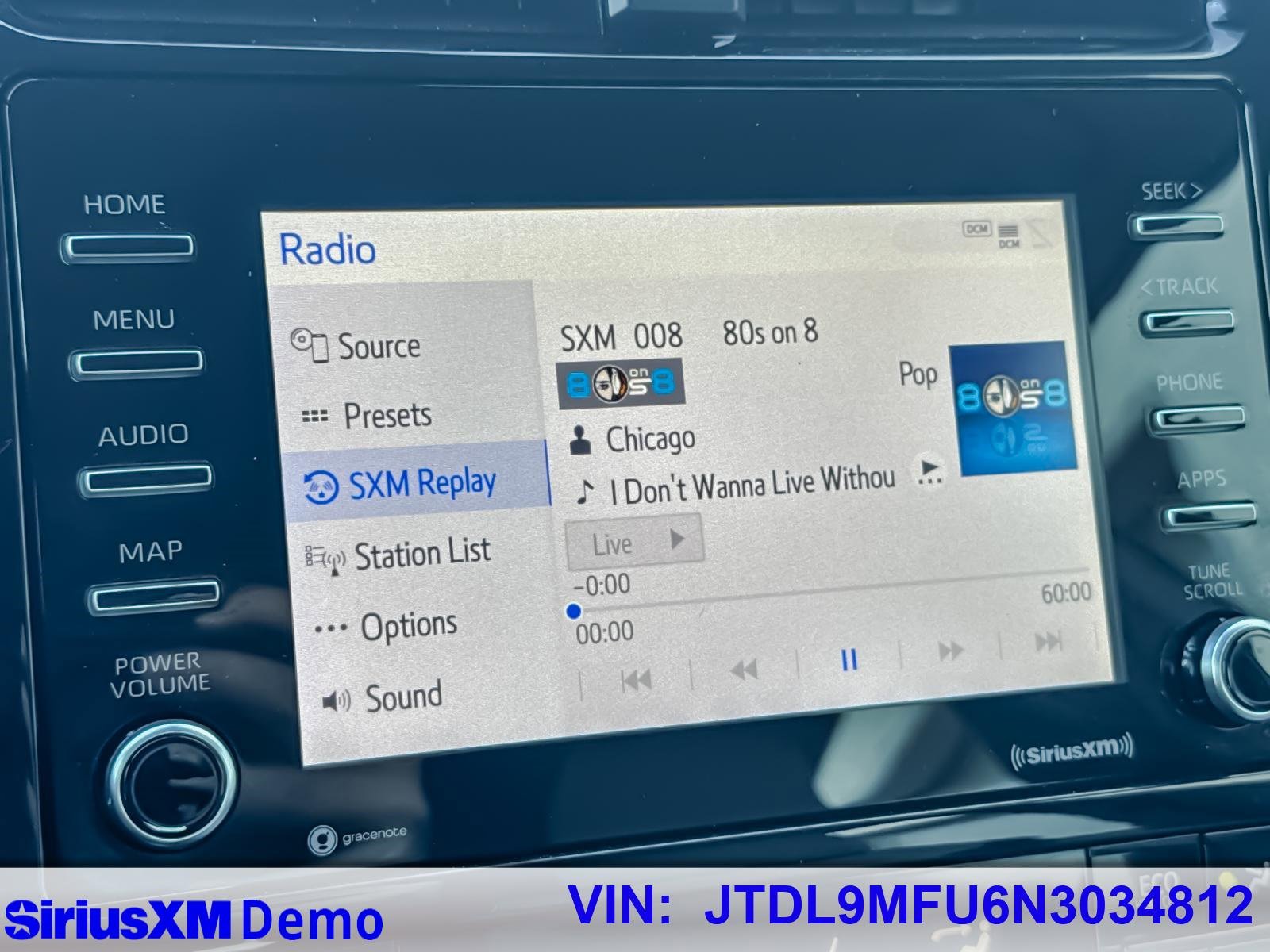 Used 2022 Toyota Prius LE image 28