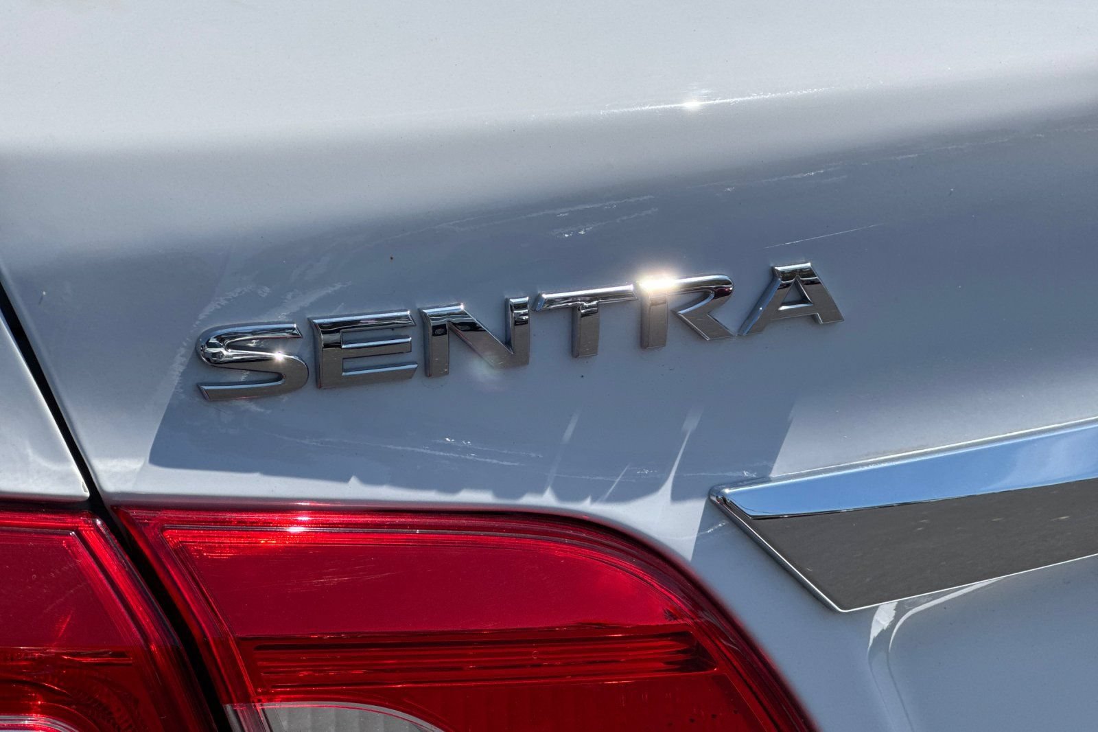 Used 2019 Nissan Sentra S FWD image 29