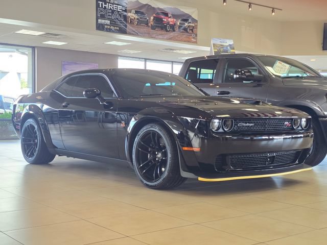 Used 2023 Dodge Challenger R/T Scat Pack RWD image 2