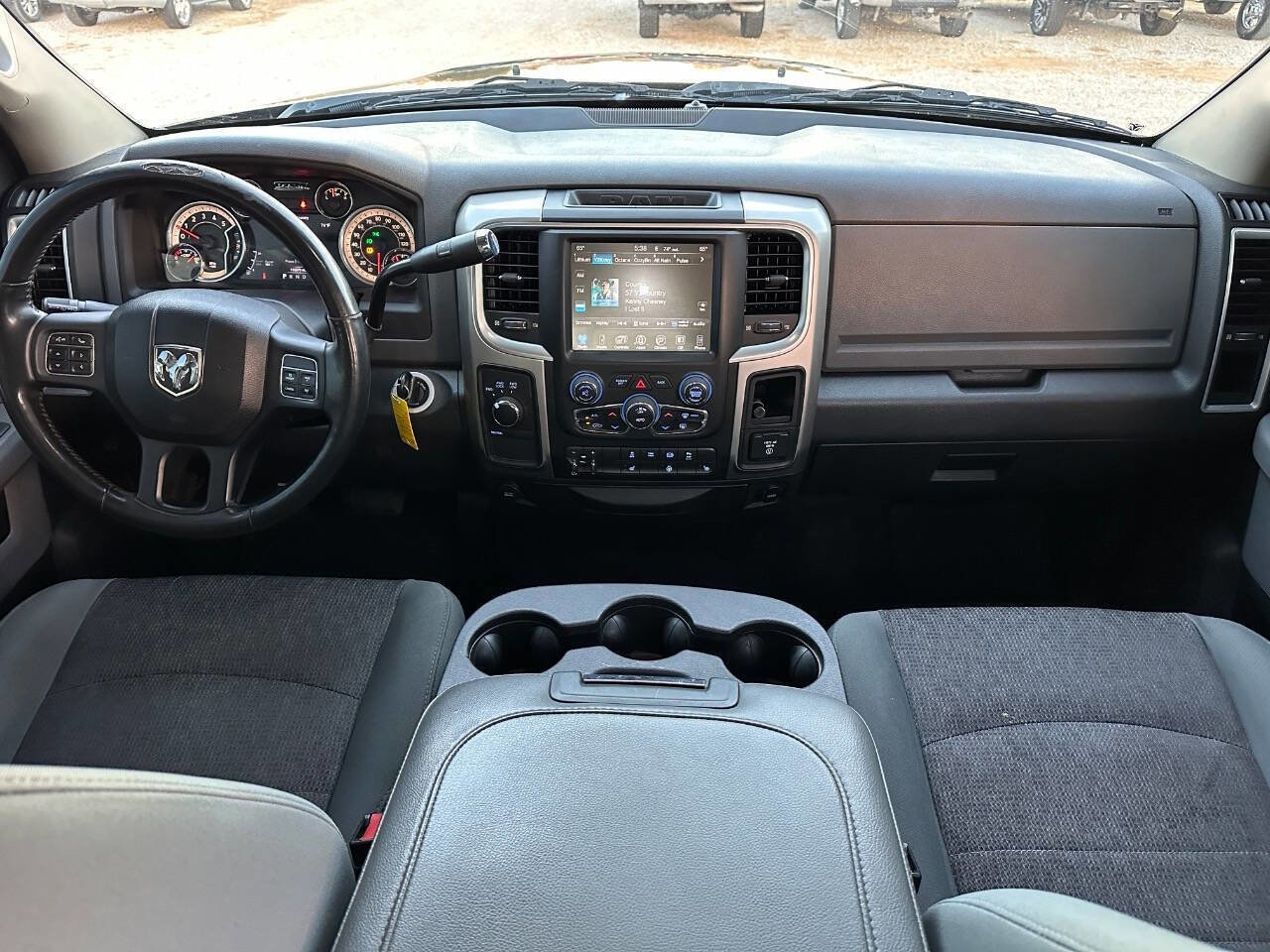 Used 2016 RAM 2500 Big Horn w/ Black Appearance Group image 17