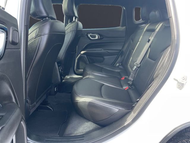 Used 2025 Jeep Compass Limited w/ High Altitude Package image 13
