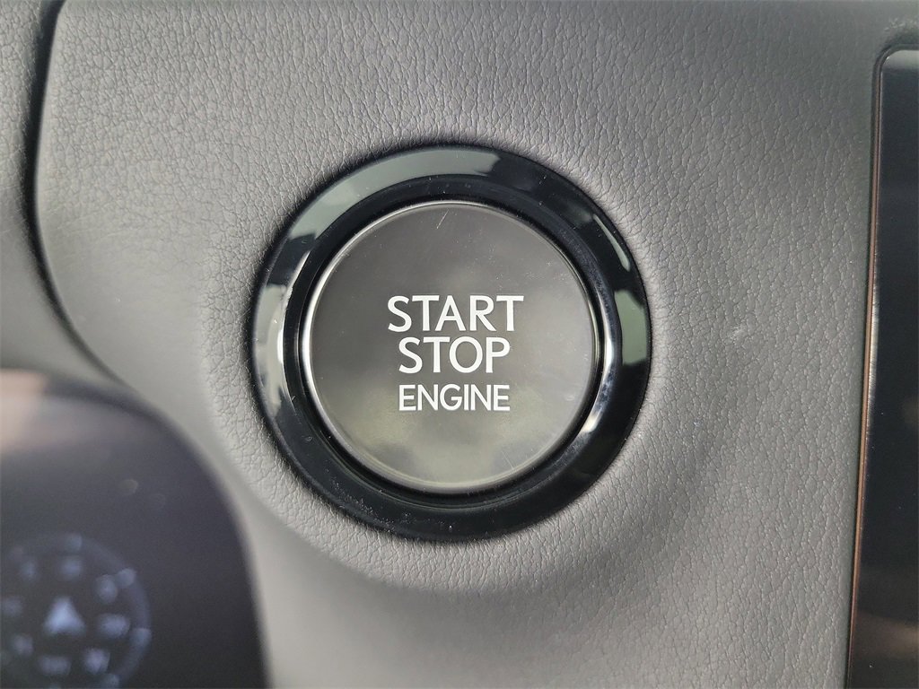 Used 2025 Lexus GX 550 image 27