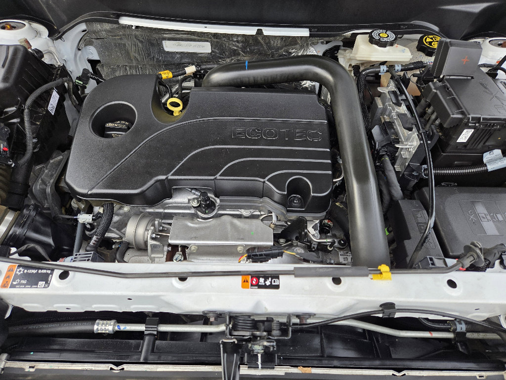 Used 2023 Chevrolet Equinox LT image 30