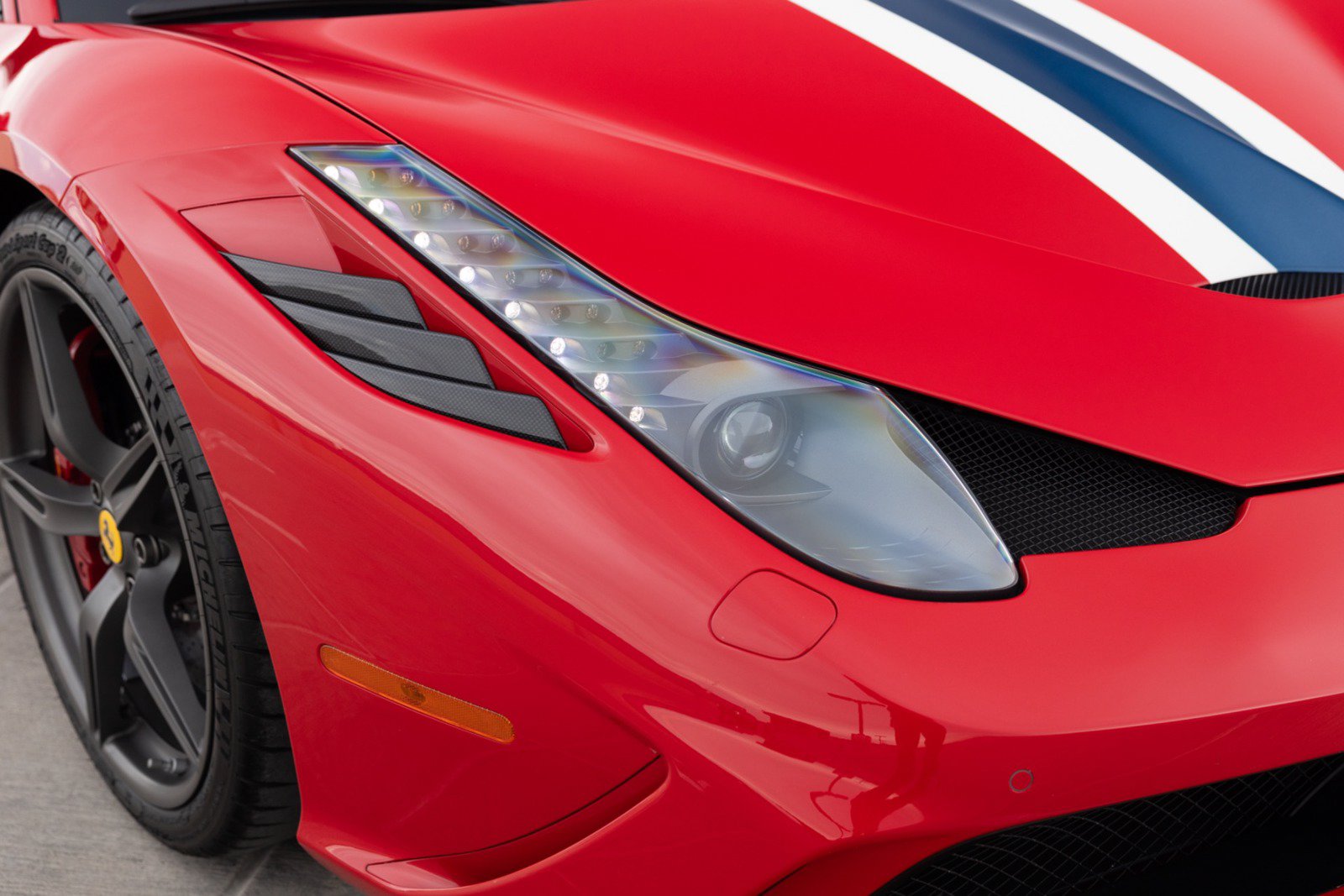 Used 2014 Ferrari 458 Speciale Coupe RWD image 17