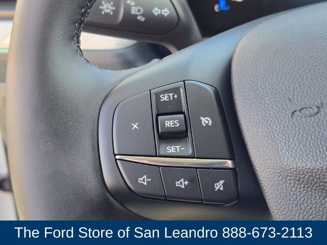New 2026 Ford Maverick XLT w/ XLT Luxury Package FWD image 25