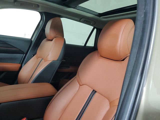 Certified 2025 MAZDA CX-50 AWD 2.5 Turbo w/ Premium Pkg image 23