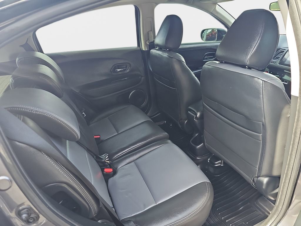 Used 2017 Honda HR-V EX image 14