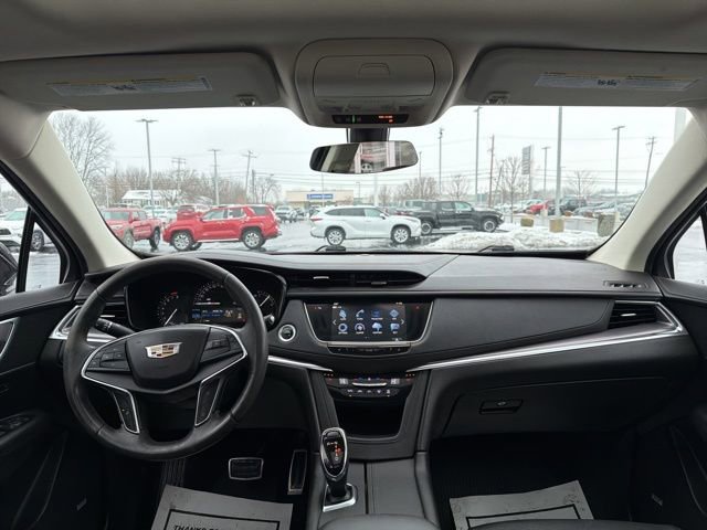 Used 2018 Cadillac XT5 Luxury w/ LPO, Sport Package image 14