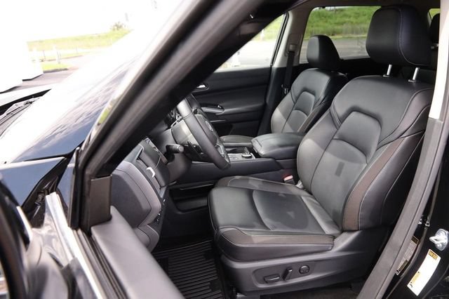 Certified 2025 Nissan Pathfinder SL AWD/4WD image 9