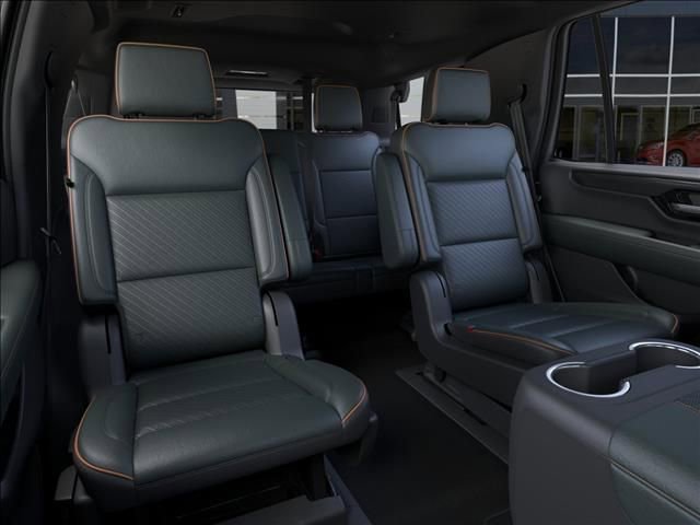 New 2026 GMC Yukon AT4 AWD/4WD image 17