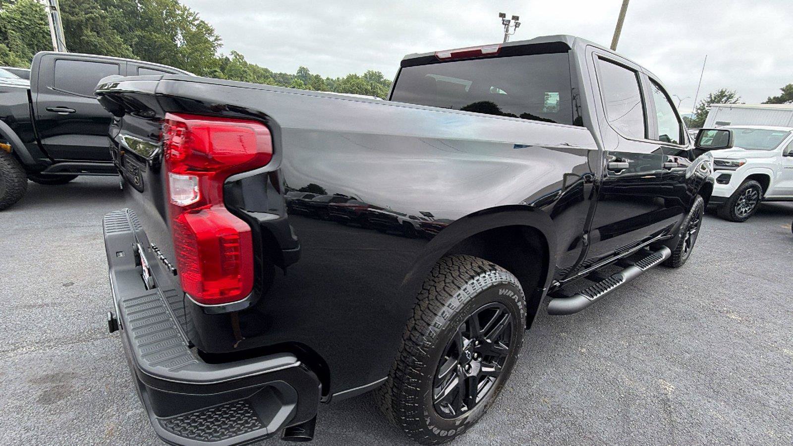 New 2026 Chevrolet Silverado 1500 Custom w/ Turbomax Blackout Package RWD image 5