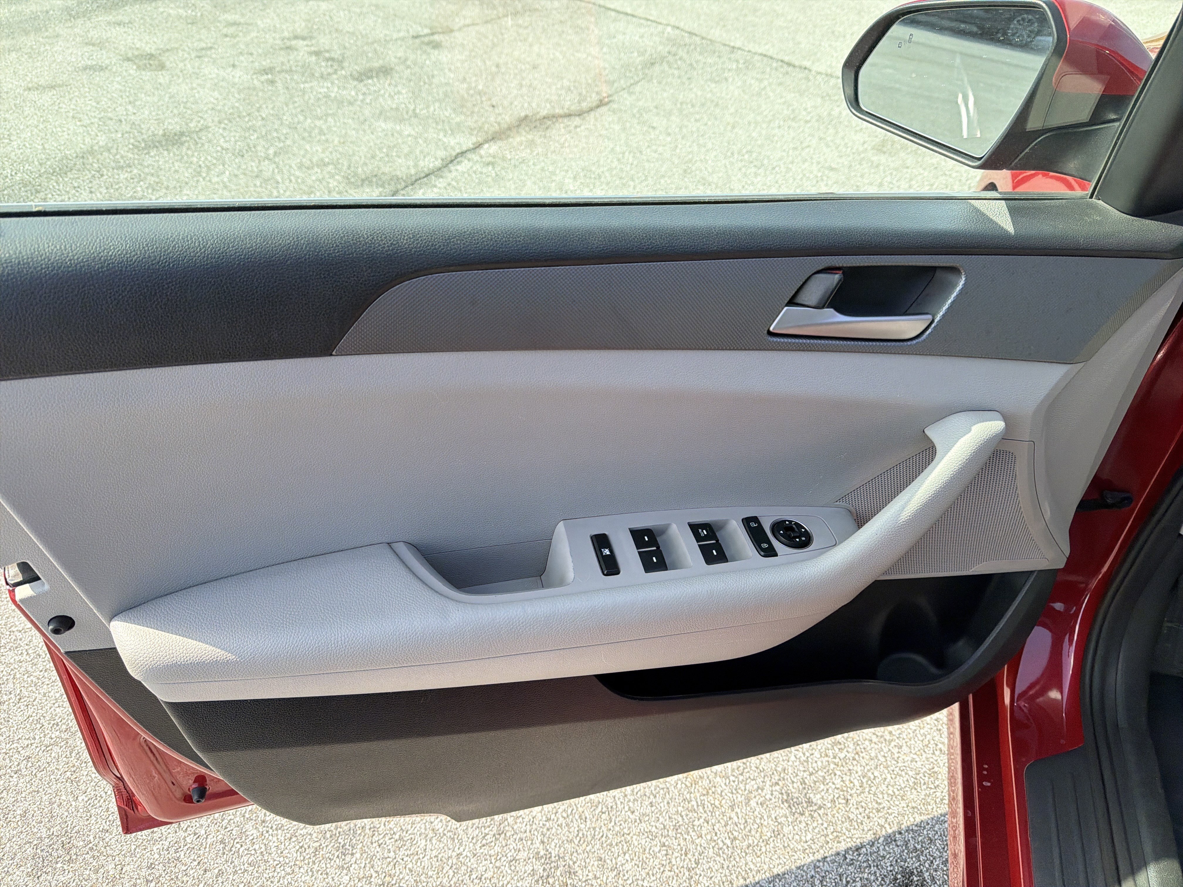 Used 2019 Hyundai Sonata SE image 9