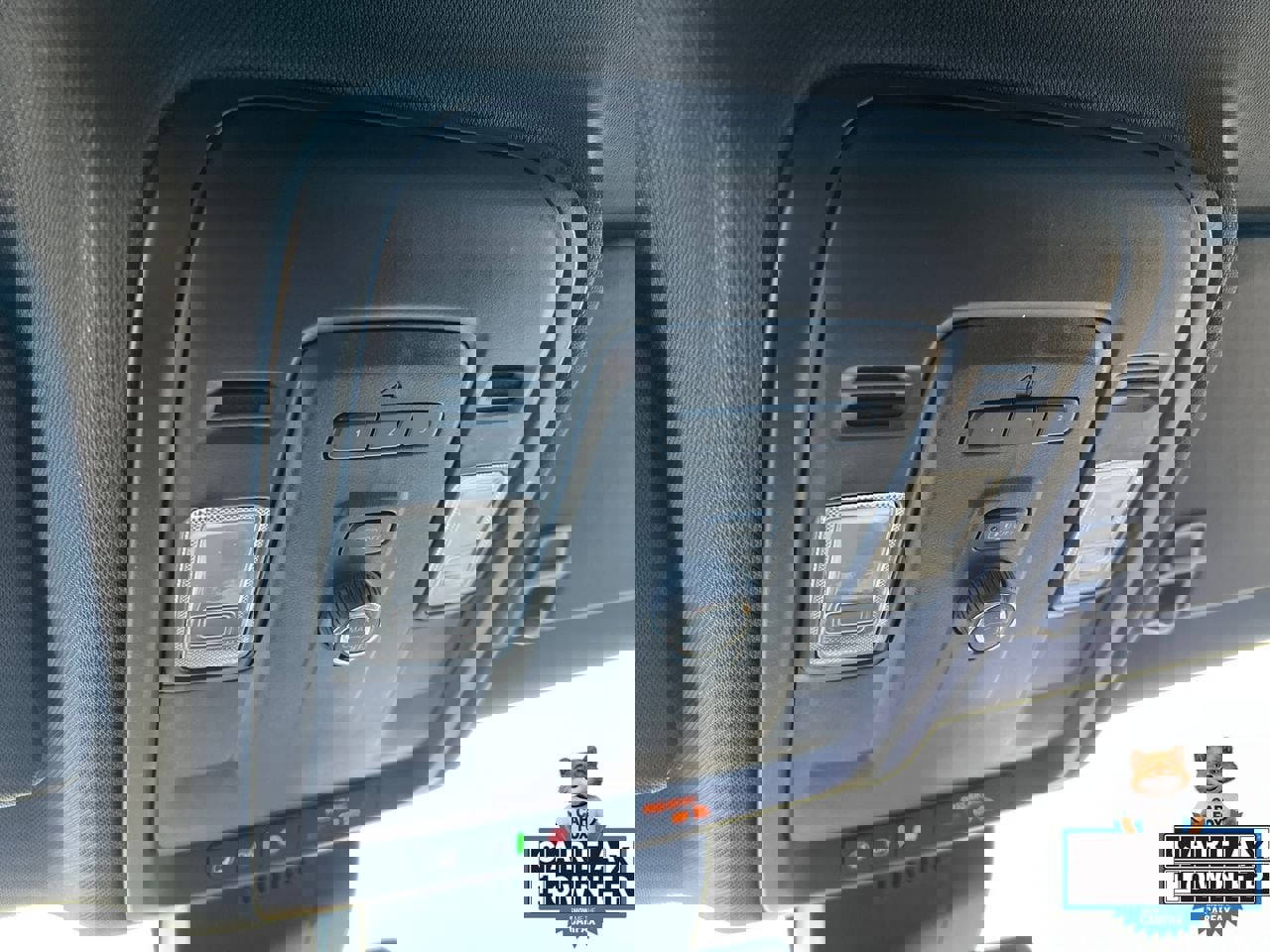 Used 2024 Chevrolet Suburban LT image 28