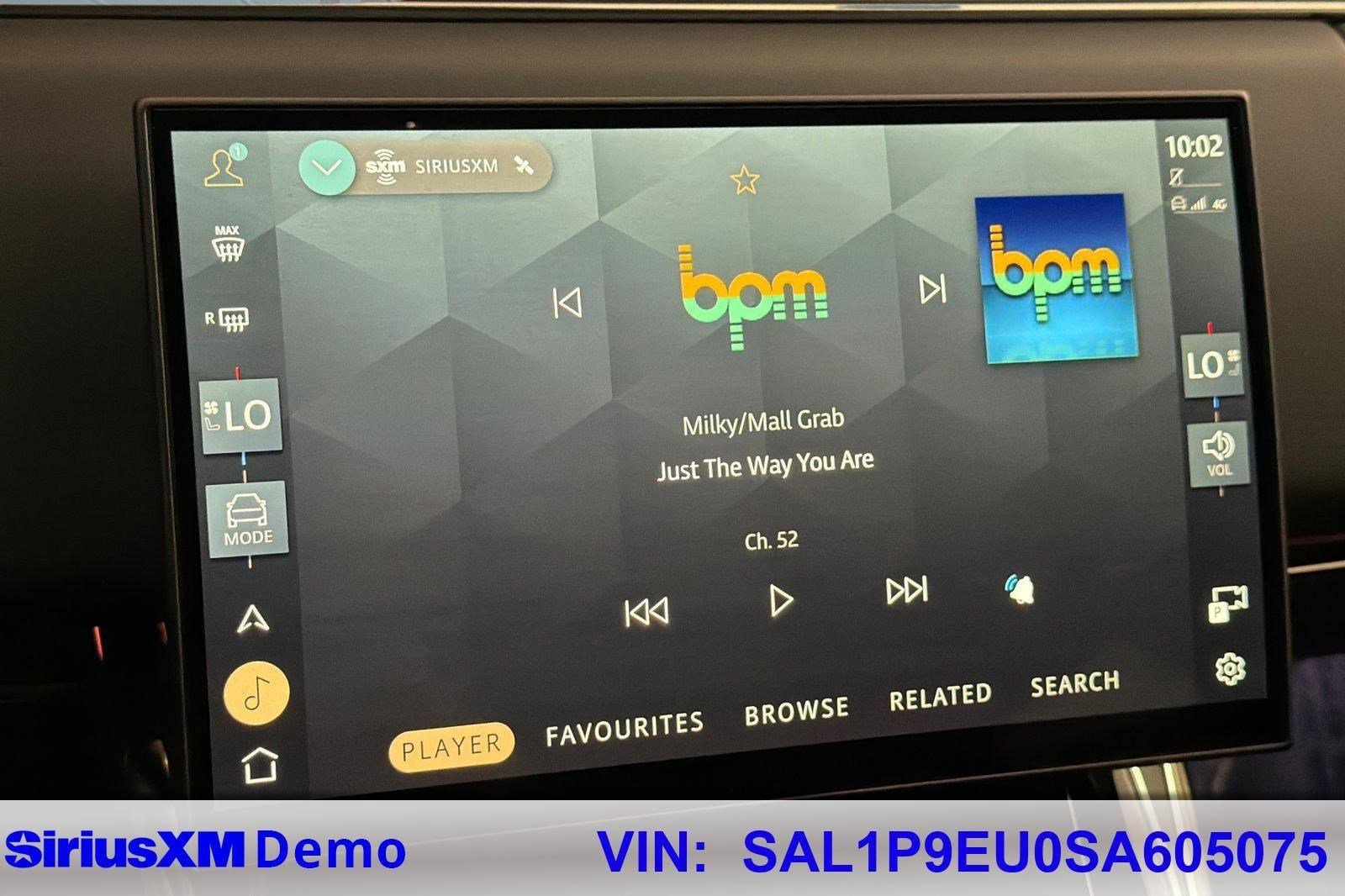 Used 2025 Land Rover Range Rover Sport SE image 36