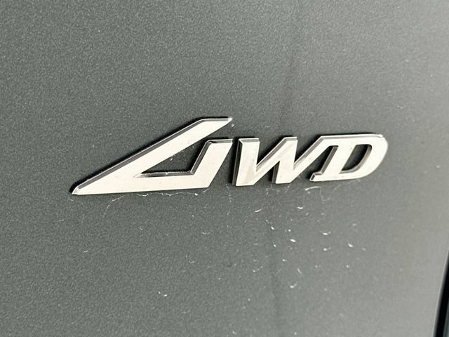 Certified 2024 Genesis GV70 2.5T w/ Select Package AWD/4WD image 30