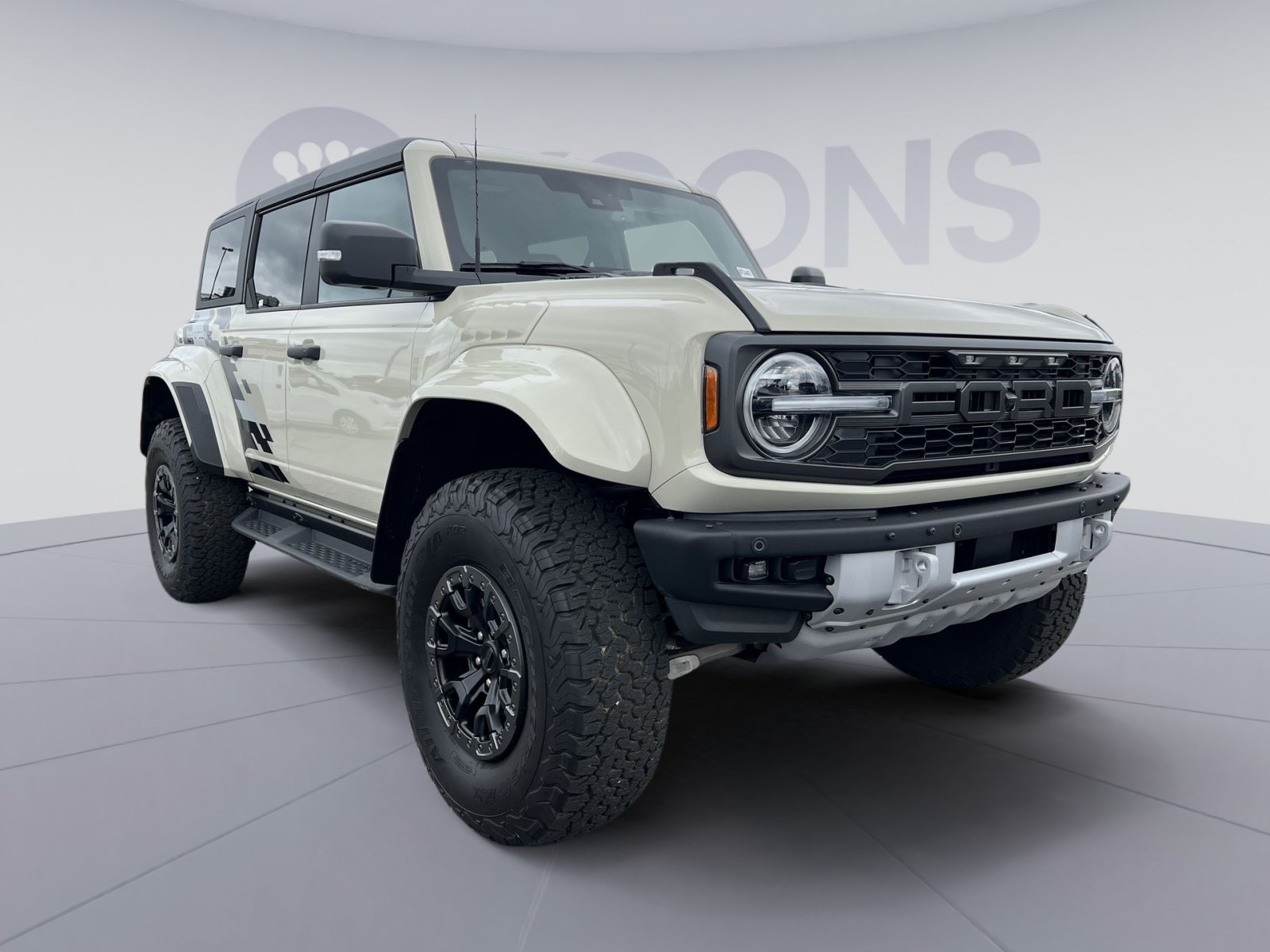 Certified 2025 Ford Bronco Raptor w/ Interior Carbon Fiber Pack AWD/4WD image 10