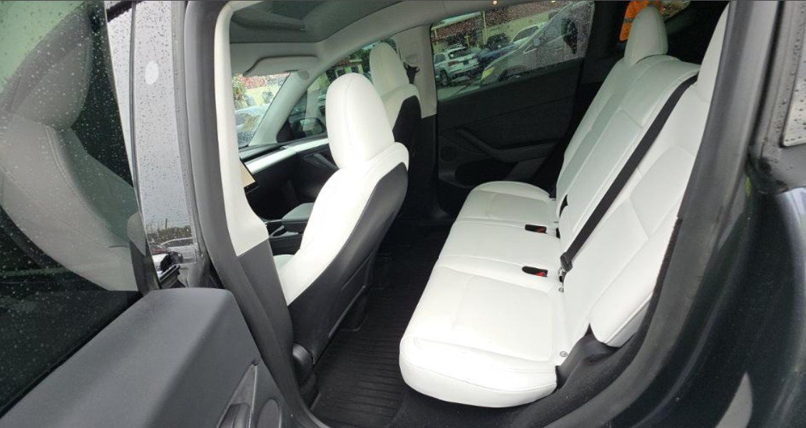 Used 2023 Tesla Model Y Performance AWD/4WD image 6
