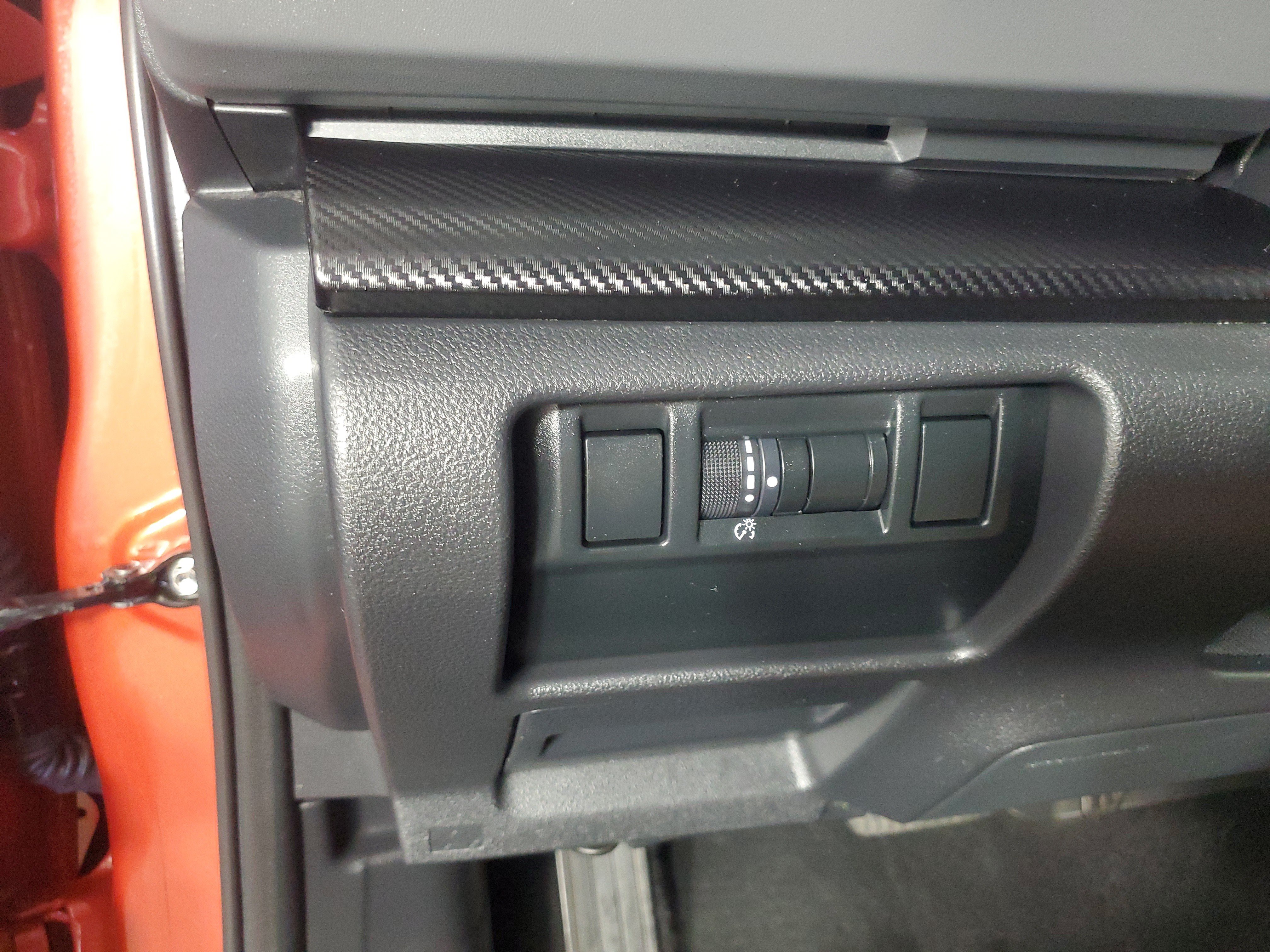 Used 2024 Subaru Crosstrek 2.0i Premium w/ Crosstrek Mirror Package AWD/4WD image 29