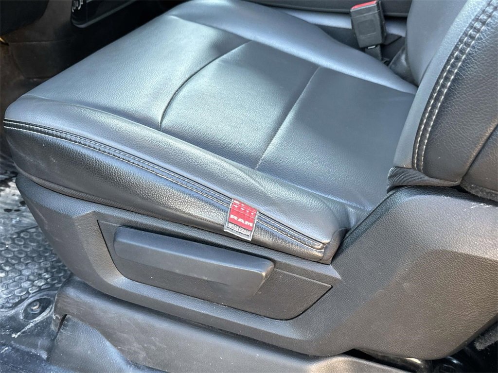 Used 2022 RAM 2500 Tradesman image 21