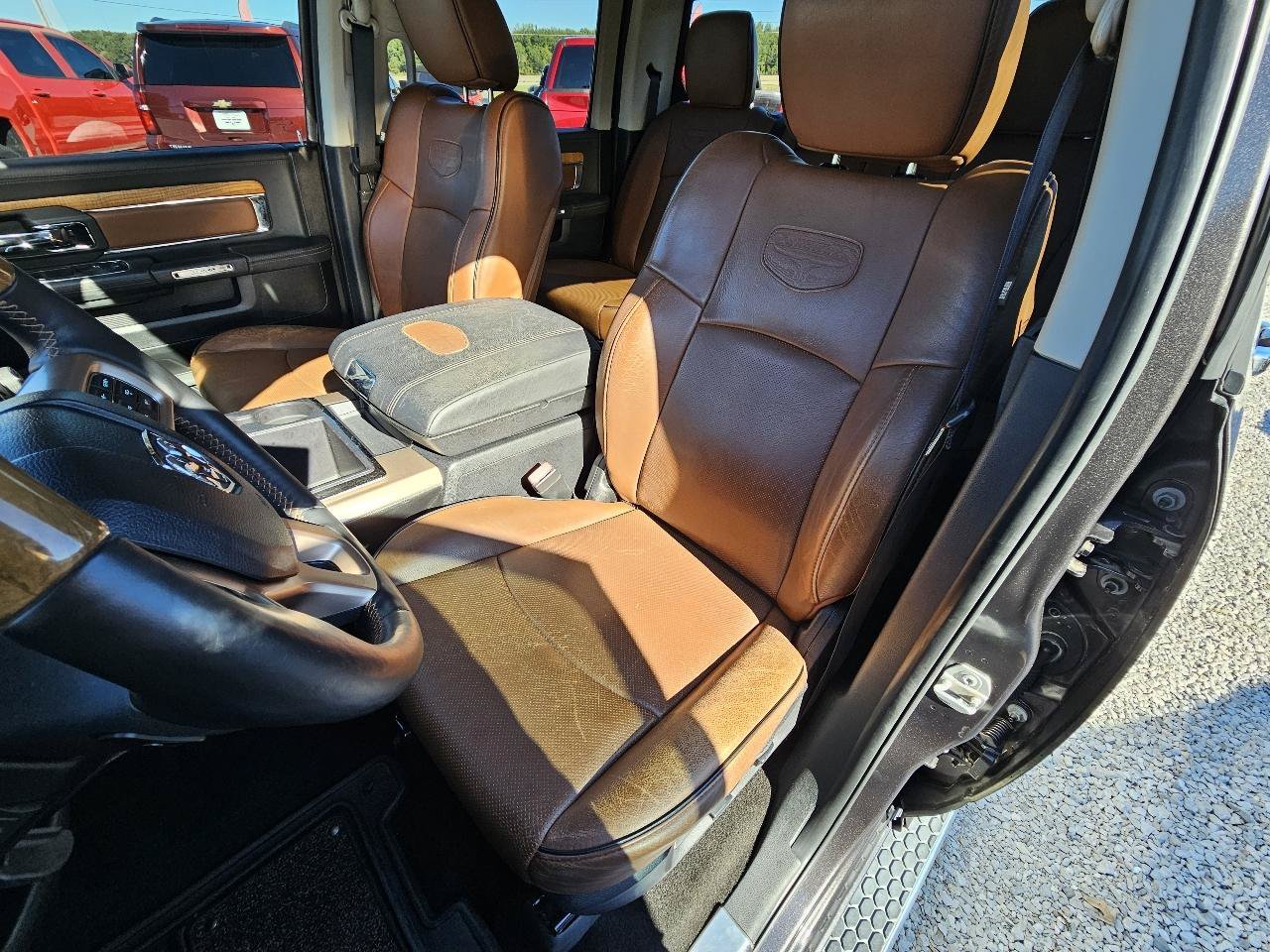 Used 2015 RAM 1500 Laramie Longhorn w/ Convenience Group AWD/4WD image 17