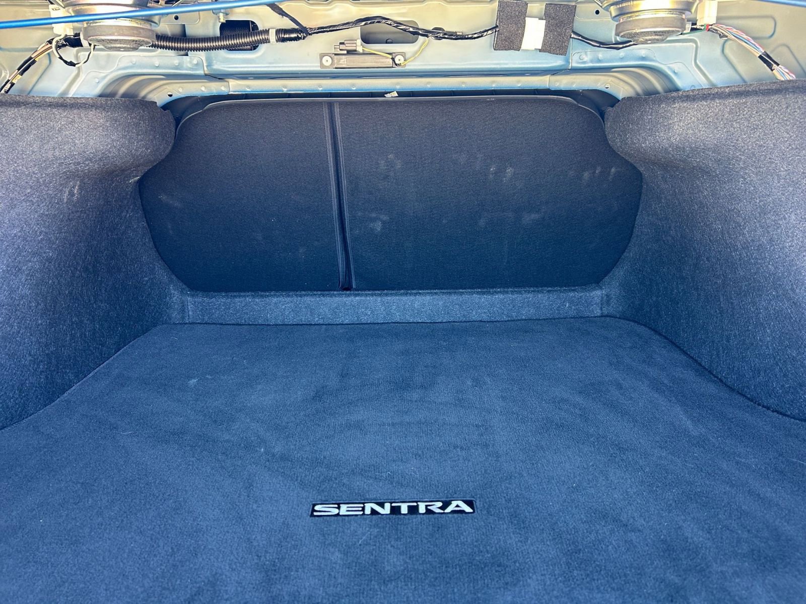 Used 2025 Nissan Sentra SV FWD image 29