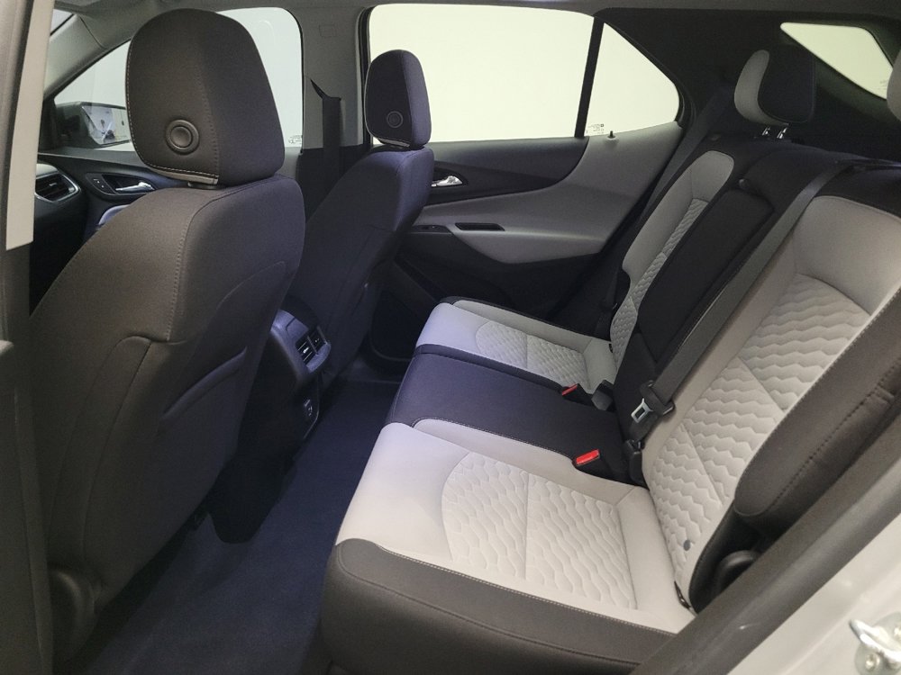 Used 2021 Chevrolet Equinox LS w/ LS Convenience Package FWD image 18