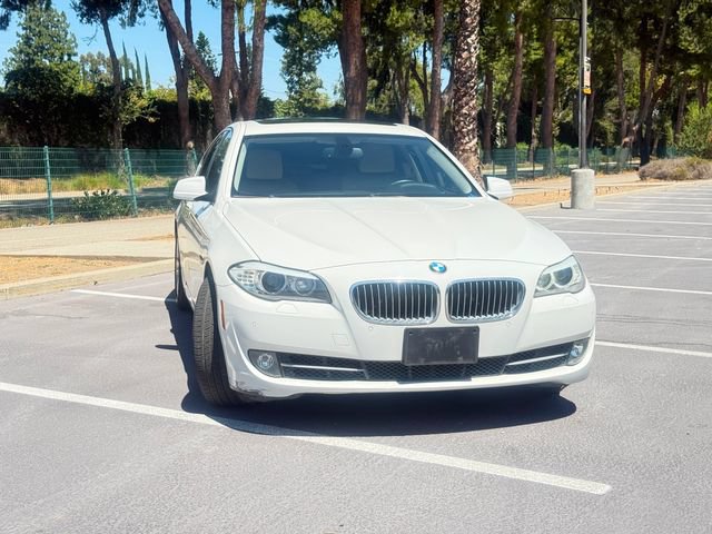 Used 2012 BMW 528i Sedan RWD image 4