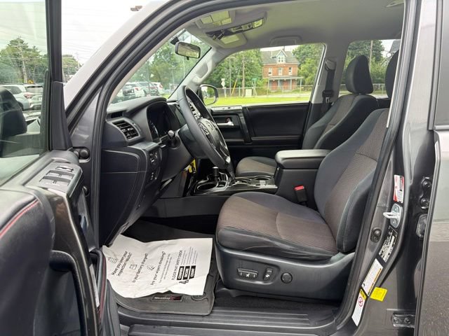 Used 2016 Toyota 4Runner Trail AWD/4WD image 13