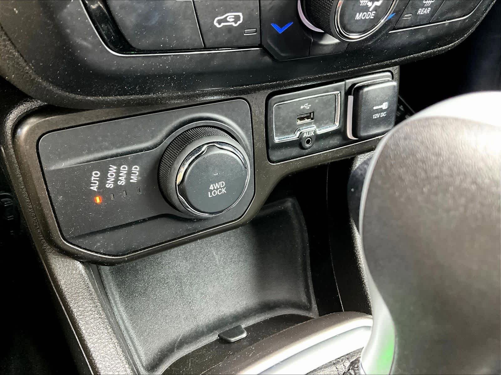 Used 2022 Jeep Renegade Latitude image 43