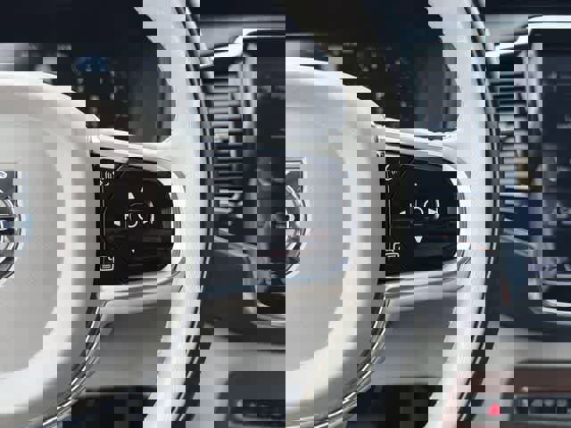 Used 2018 Volvo XC90 T6 Inscription w/ Convenience Package image 10