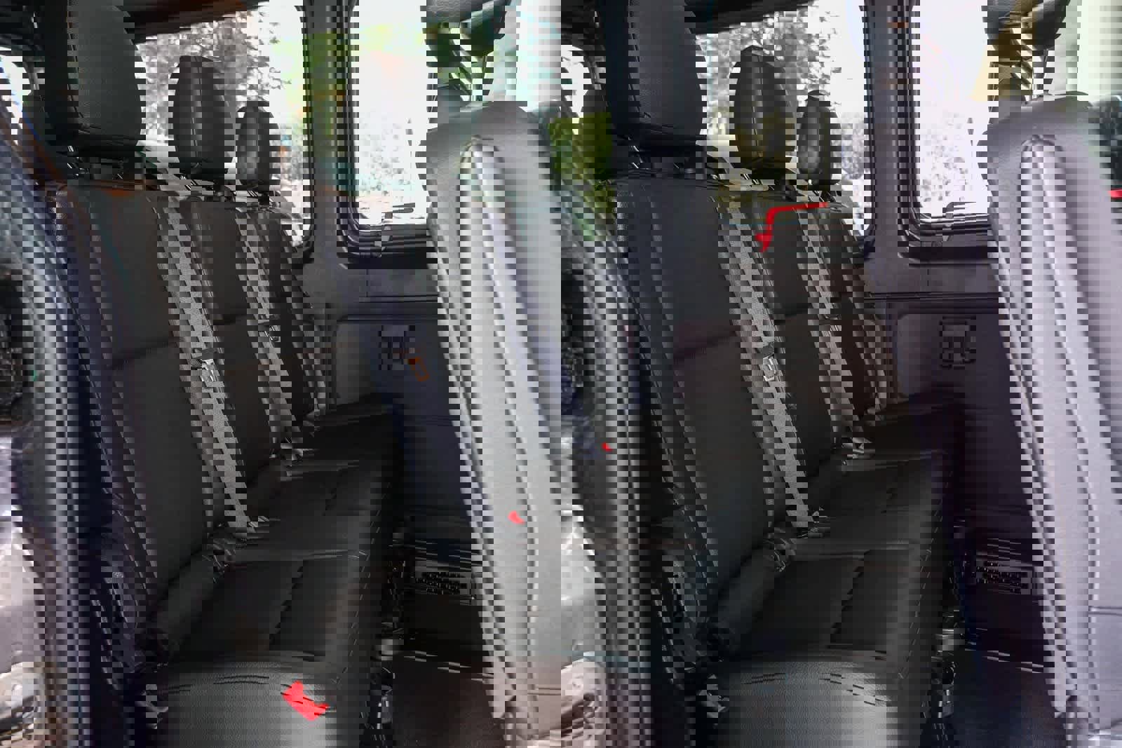 Used 2024 Mercedes-Benz Sprinter 2500 image 21