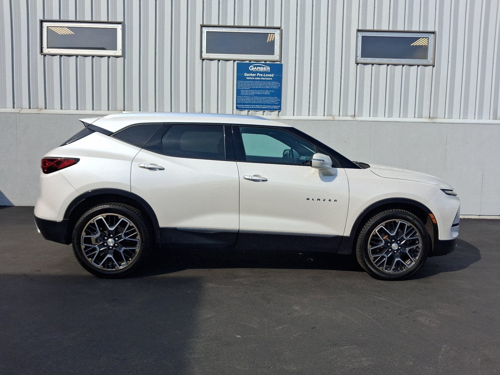 Used 2023 Chevrolet Blazer Premier AWD/4WD image 9
