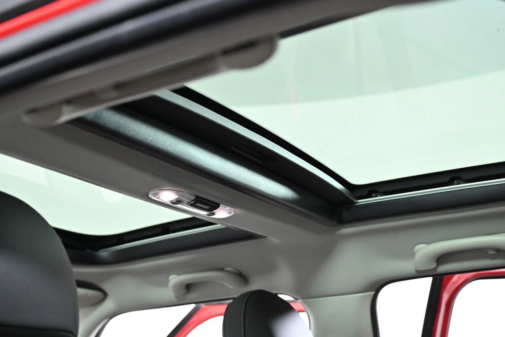 Used 2024 MINI Cooper S image 25