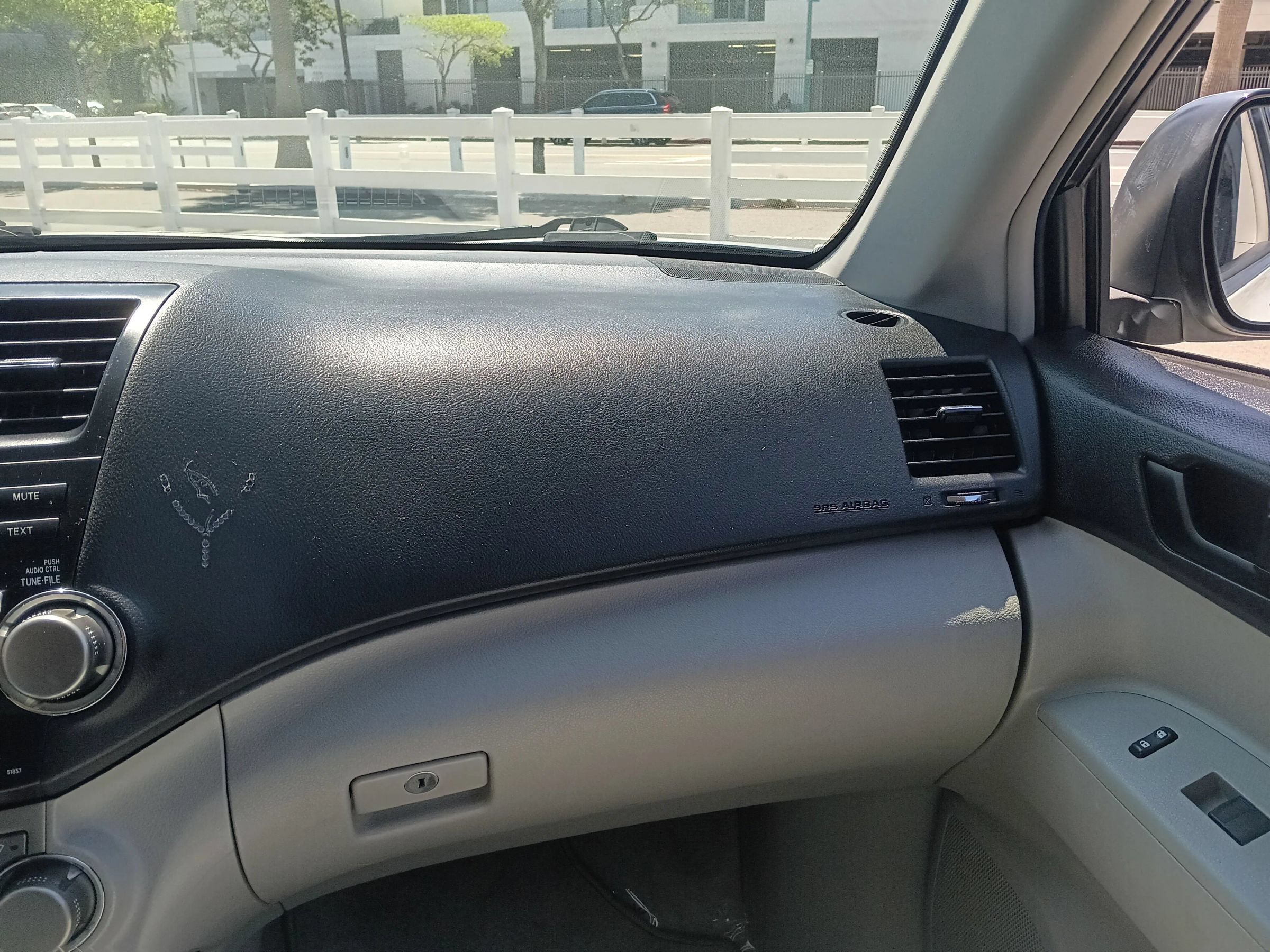 Used 2010 Toyota Highlander 2WD image 19