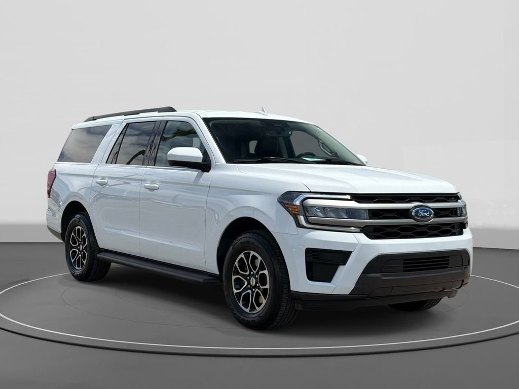 Certified 2024 Ford Expedition Max XLT RWD image 4