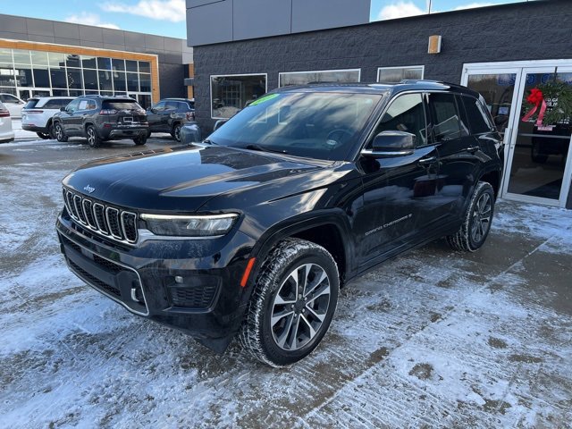 Certified 2022 Jeep Grand Cherokee Overland w/ Adv Protech Group III image 3