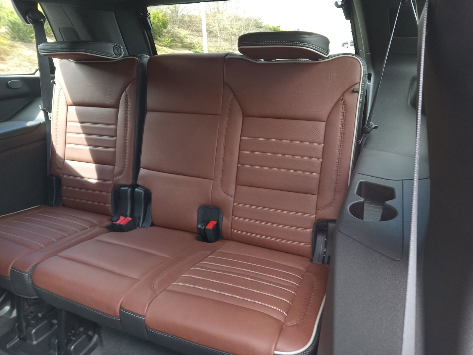 Used 2023 GMC Yukon Denali Ultimate w/ LPO, Floor Liner Package image 24