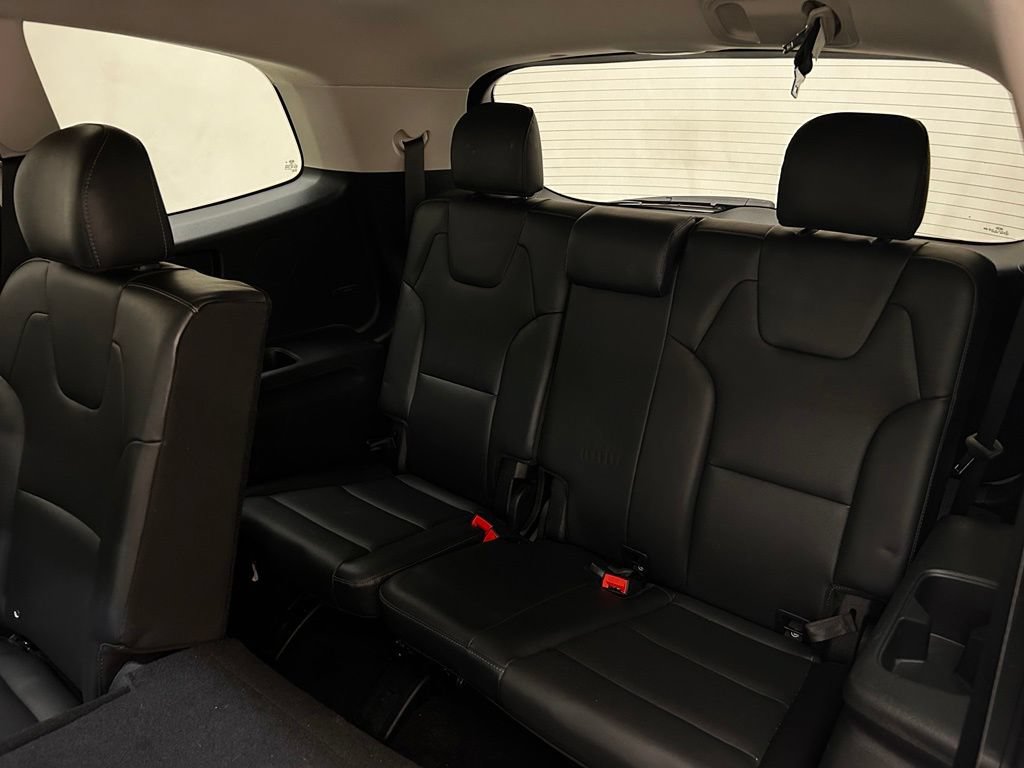 Used 2020 Kia Telluride S w/ S 8 Passenger Seating Package AWD/4WD image 15